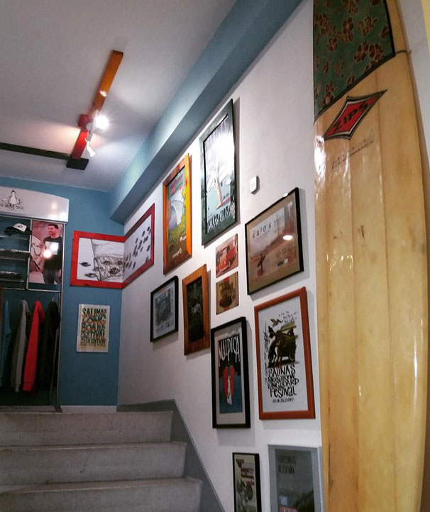 Showroom surf